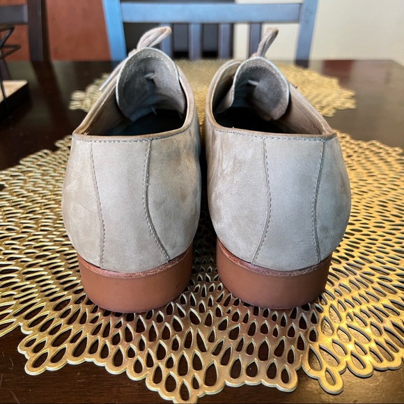 Roots Suede Oxford - Picture 9 of 16